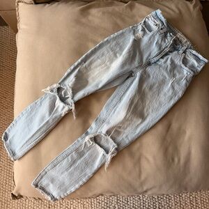 Abercrombie & Fitch Skinny High Rise Jean